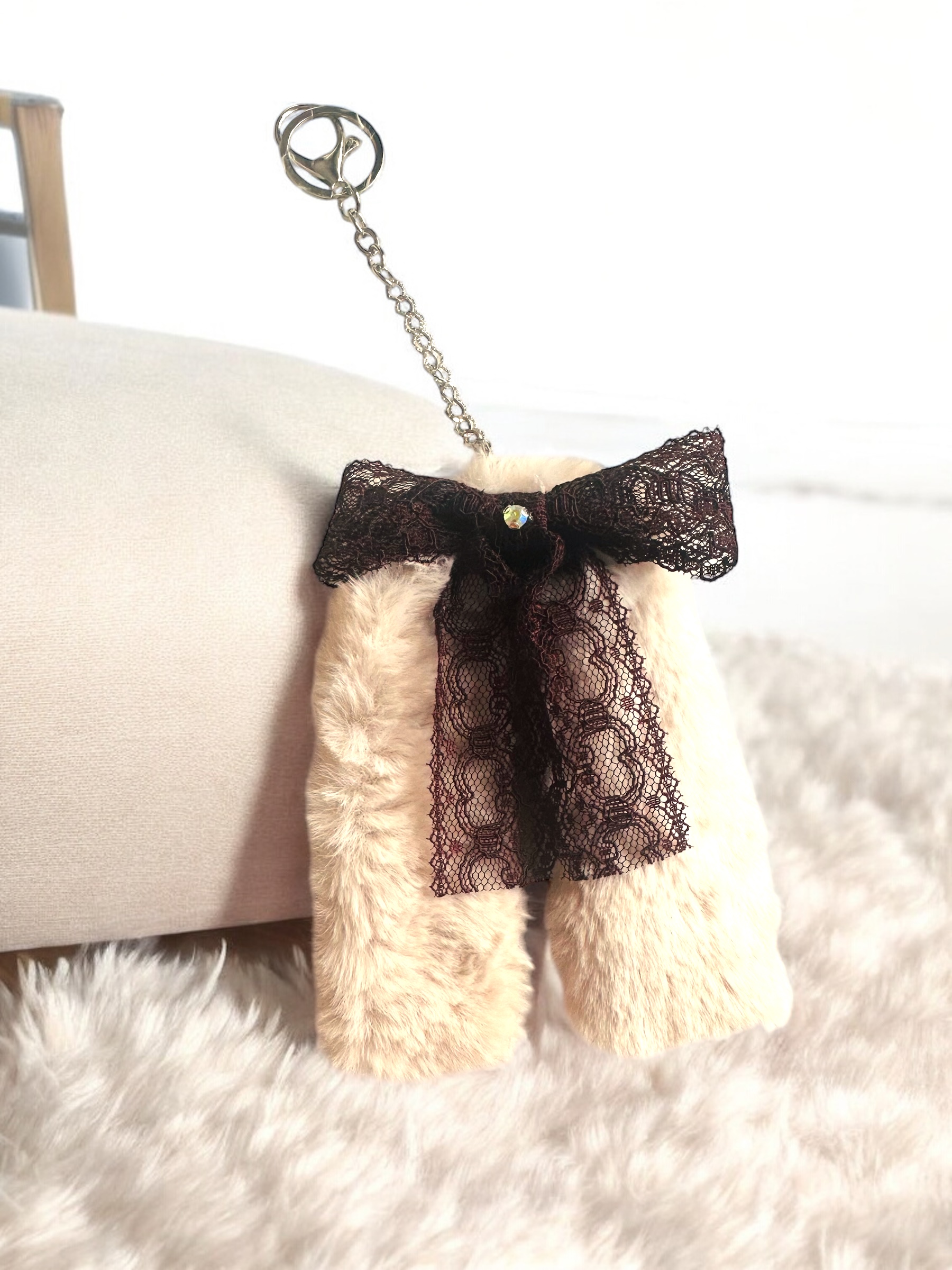 *Velvetis Tenebrae* Peluş Çanta Charm - Görsel 4