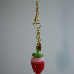 Çilekli Origami Orme Çanta Charm