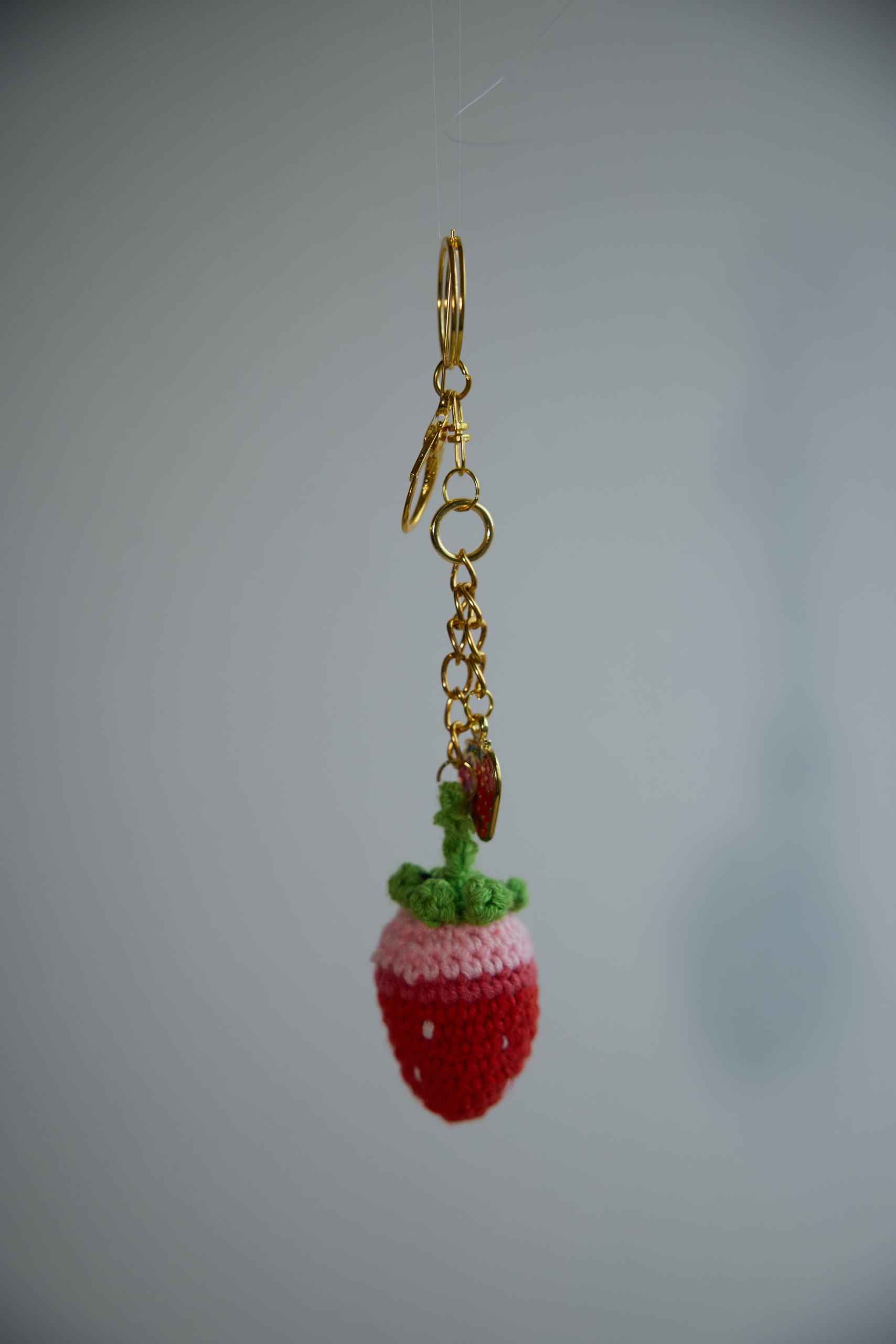 Çilekli Origami Orme Çanta Charm