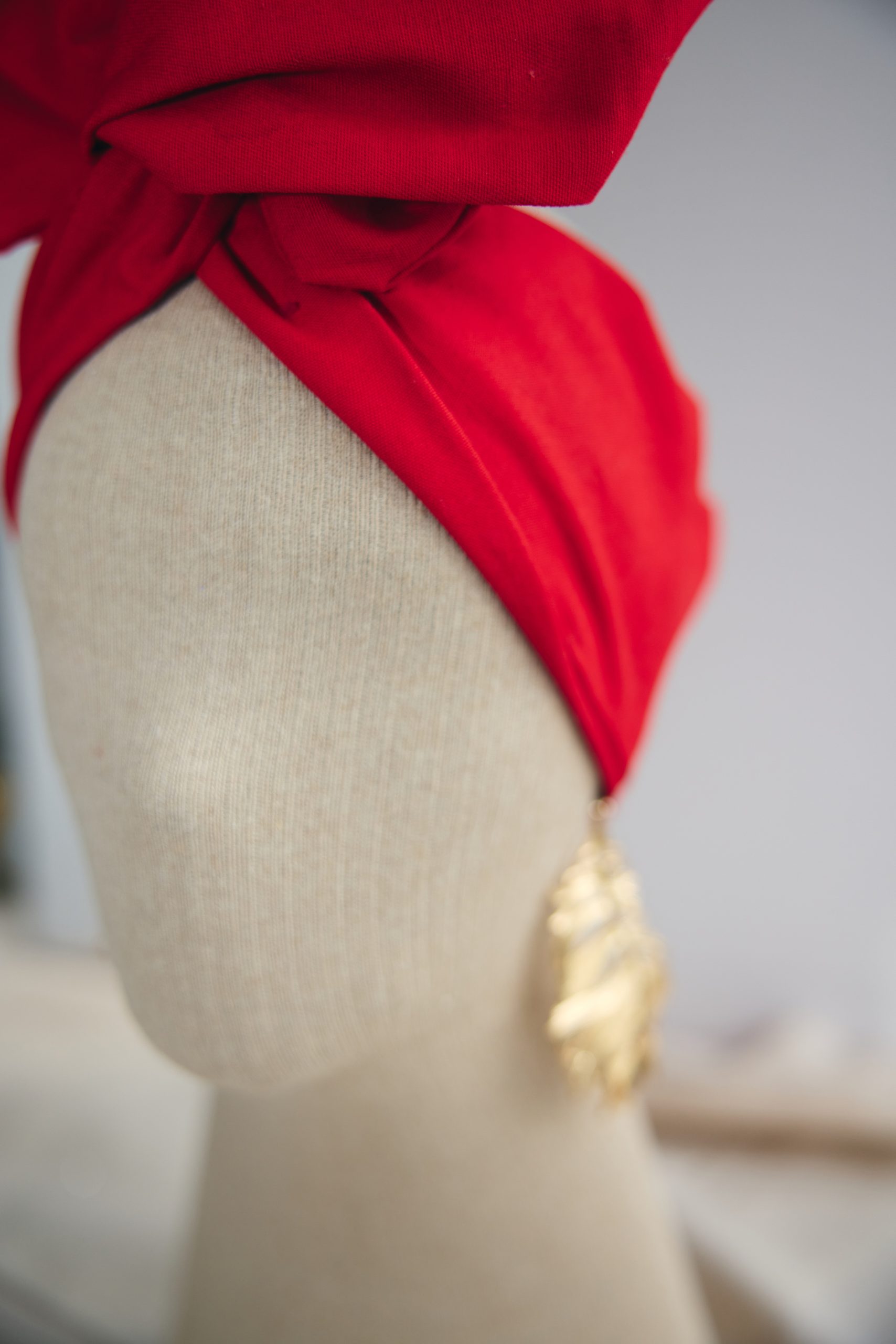 Kırmızı Telli Saç Bandı - Görsel 2