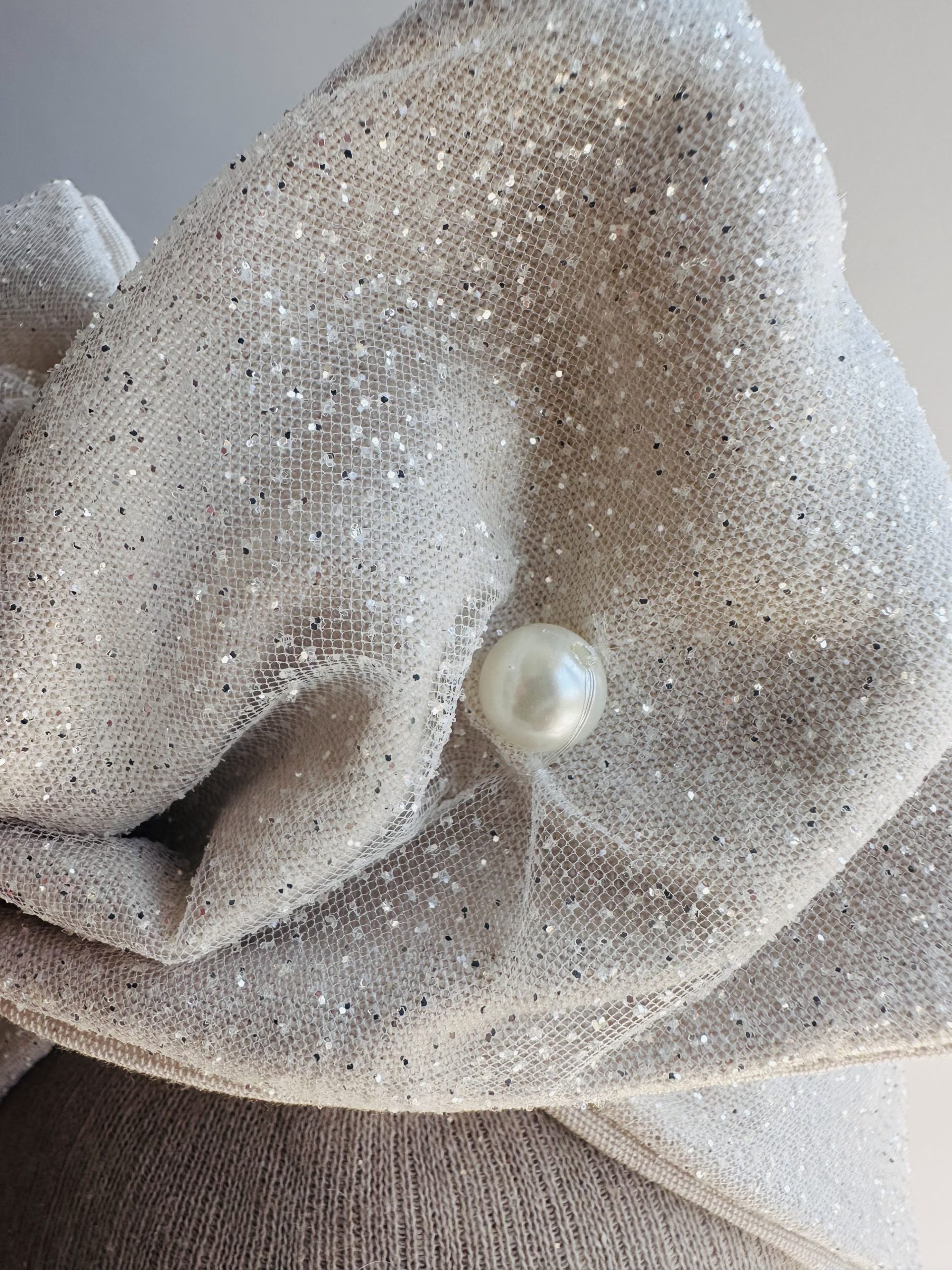 “Nyx’in Gözyaşları” İnci ve Sim kumaş Detaylı Telli Saç Bandı - Görsel 7