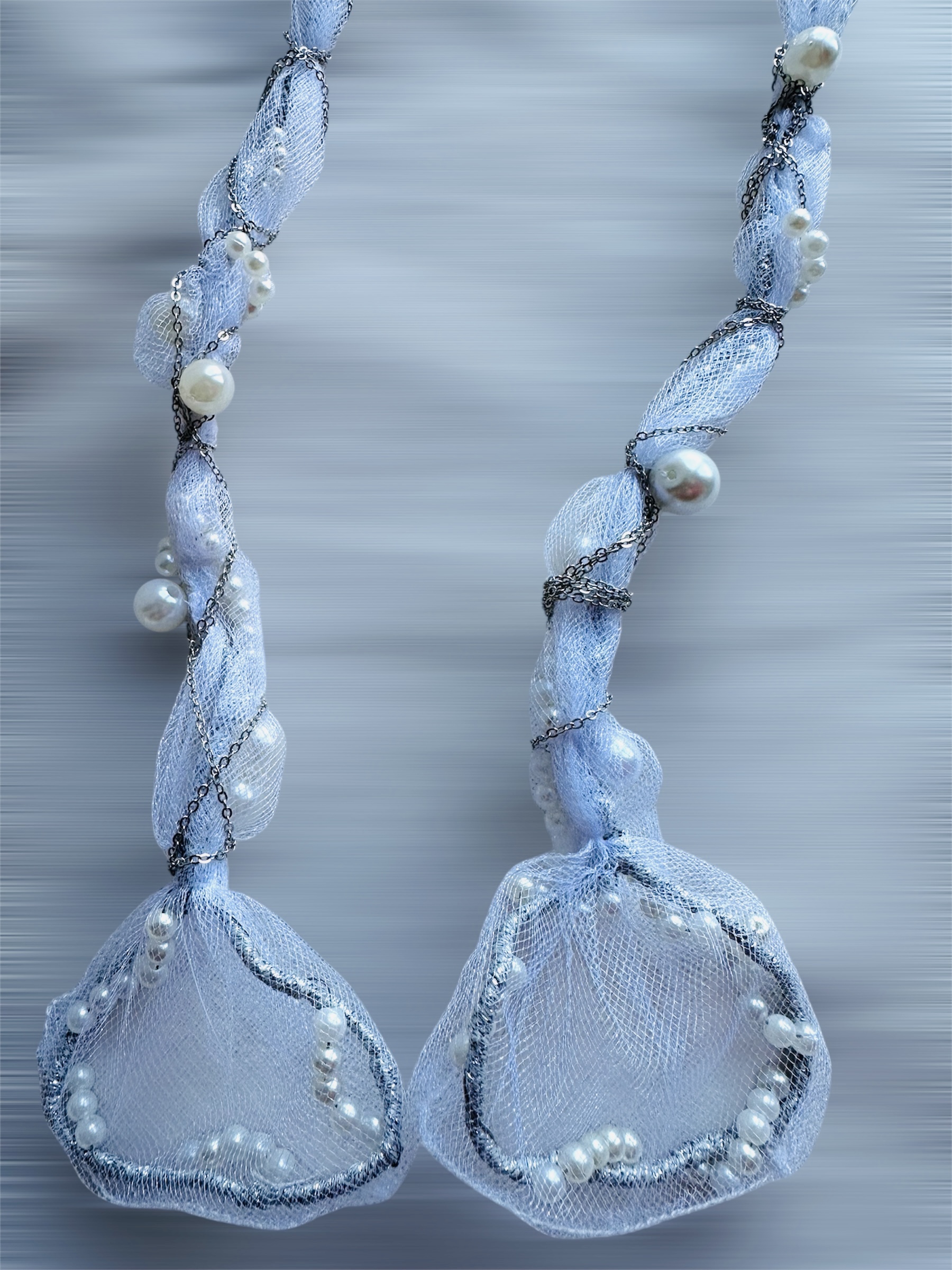 "Aetheria Tacı" İnci ve Tül Detaylı Telli Saç Bandı - Görsel 4