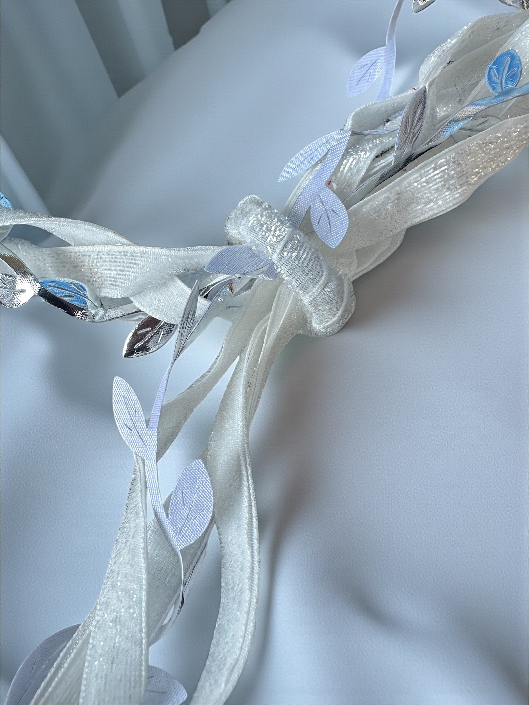 Beyaz Kadife Simli Yaprak taç Yılbaşı Taç tanrıça tacı - Görsel 4