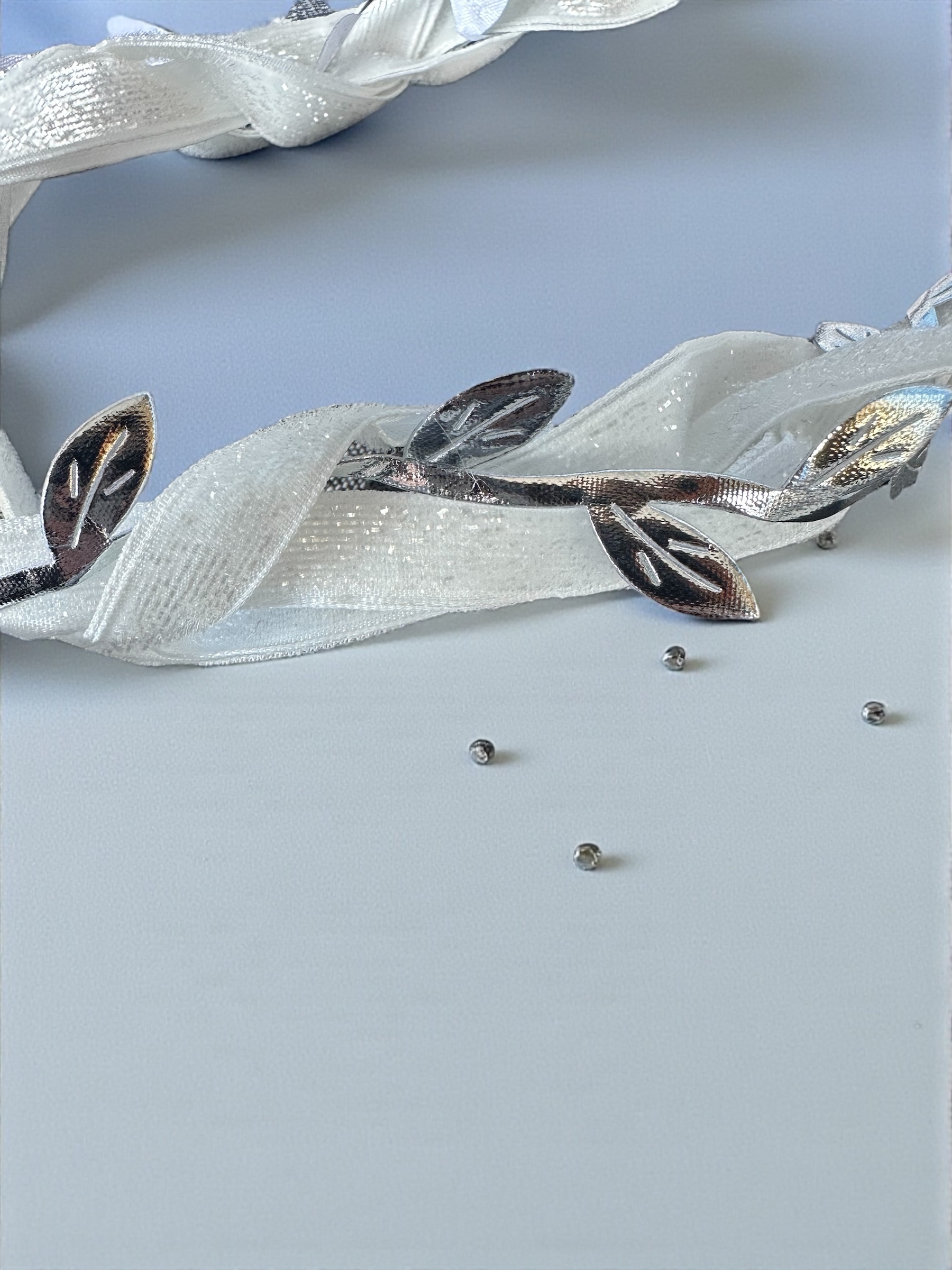 Beyaz Kadife Simli Yaprak taç Yılbaşı Taç tanrıça tacı - Görsel 3